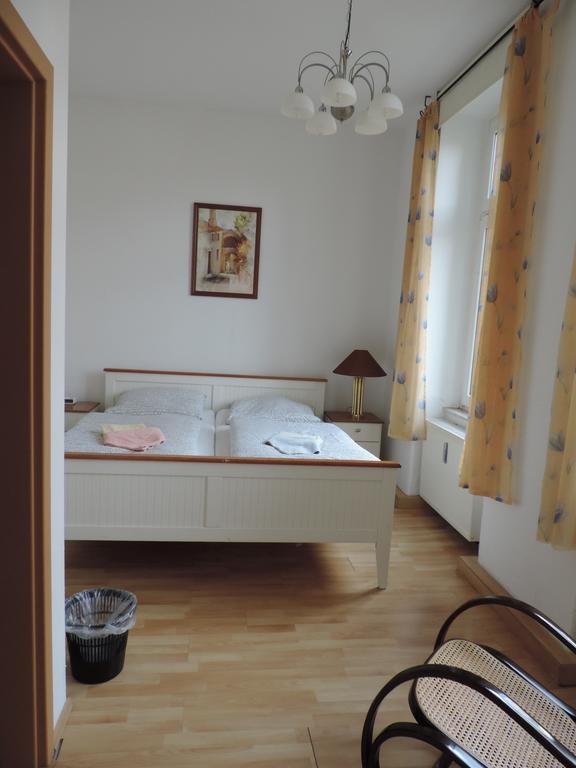 ארפורט Gaestehaus Andreasstrasse מראה חיצוני תמונה
