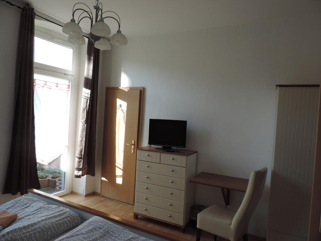 ארפורט Gaestehaus Andreasstrasse מראה חיצוני תמונה